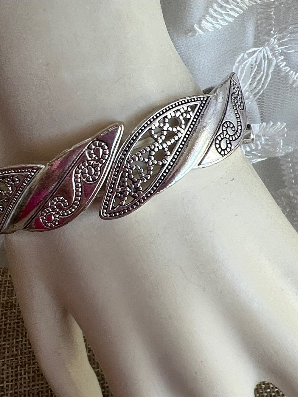 Silver Filigree Marquise Link Bracelet
